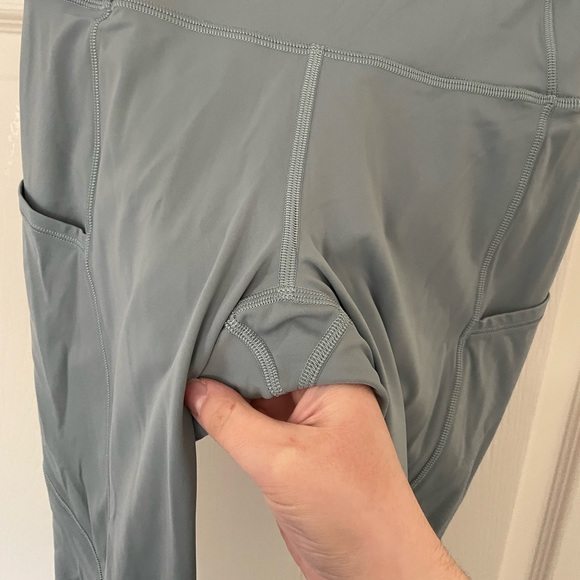 Lululemon Fast and Free Tight 28" Blue Cast Nulux Leggings Size 6 - Picture 4 of 7